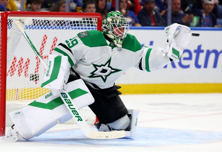 Oettinger has his second straight shutout in the Stars' victory over the Sabres