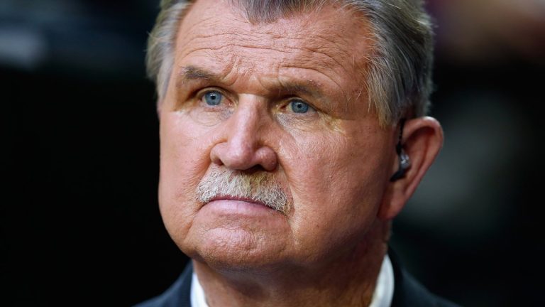 Mike Ditka, legendary Chicago Bears player and coach, dies at age 86