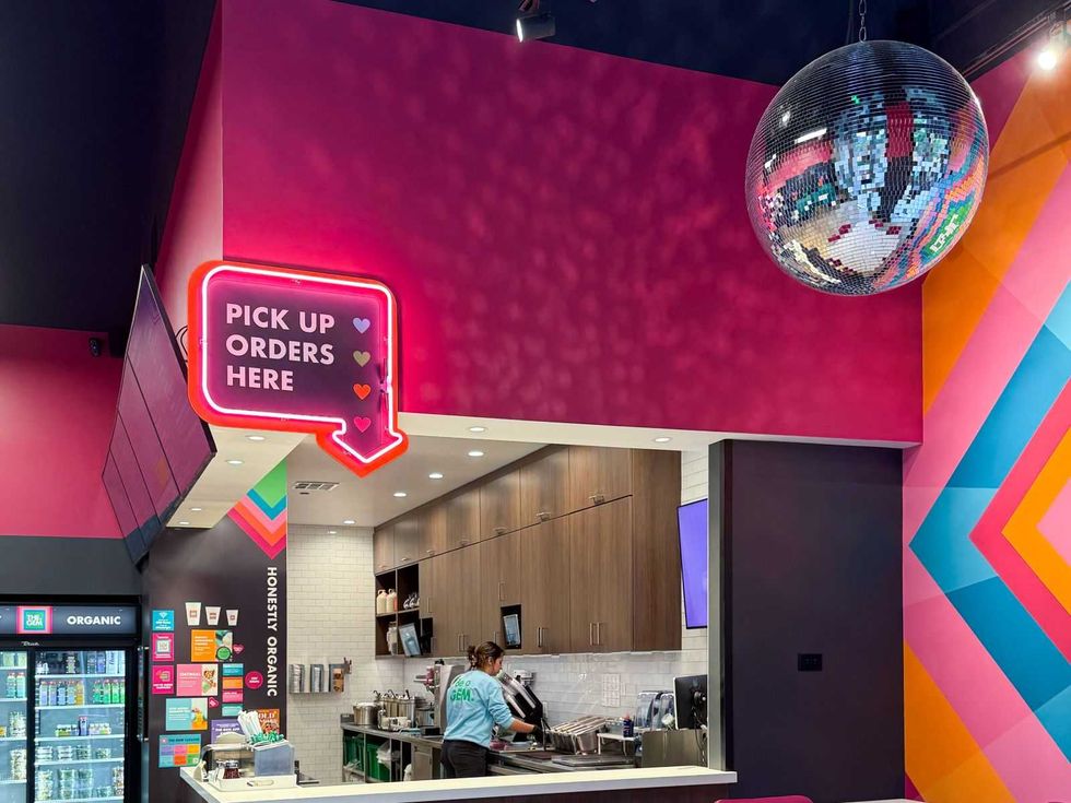 The Gem juice bar shakes into Uptown Dallas, complete with disco ball