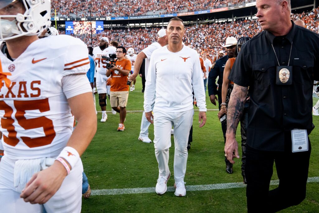 Texas lacks internal play-calling options offensively
